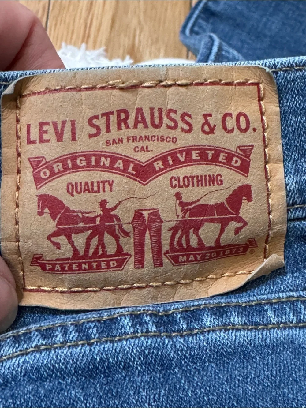 Levis relaxed boyfriend